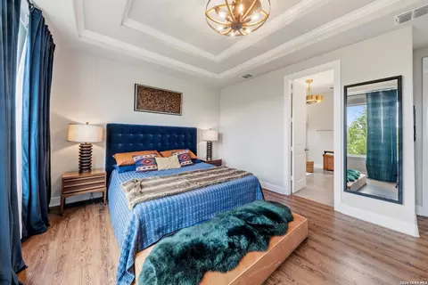 Bedroom - 18806 Canyon View Pass, Helotes, TX 78023 photo 2 of 3