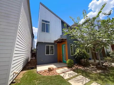 330 Clay UNIT 8, San Antonio, TX 78204