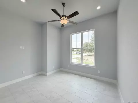 Bedroom - 165 E Short Meadow Dr, Lytle, TX 78052 photo 4 of 4