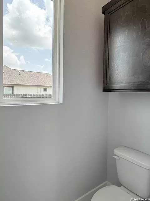 Bath - 165 E Short Meadow Dr, Lytle, TX 78052 photo 3 of 12