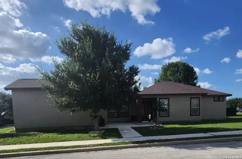 12618 Course Vw, San Antonio, TX 78221