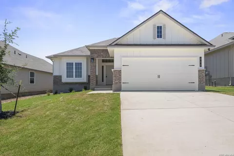 432 Honeydew Way, Seguin, TX 78155