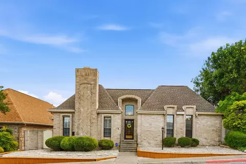 5918 Brook Fls, Windcrest, TX 78239