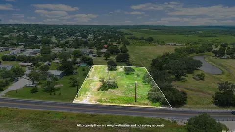 1102 Fm 1343, Castroville, TX 78009