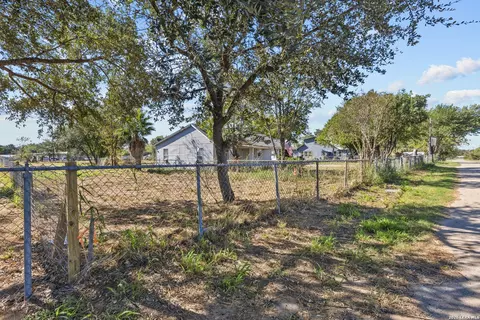 00 Oak St Lot 2 Oak St, Lytle, TX 78052 photo 7