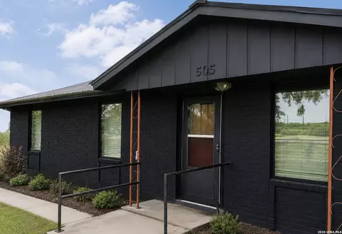 505 W Fm 140, Christine, TX 78012