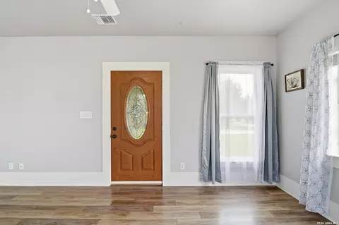 Entry Way - 600 W W Park, Devine, TX 78016 photo 1 of 2