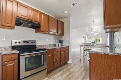 Kitchen - 600 W W Park, Devine, TX 78016 photo 3 of 3