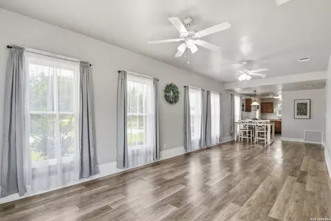 Living - 600 W W Park, Devine, TX 78016 photo 2 of 2