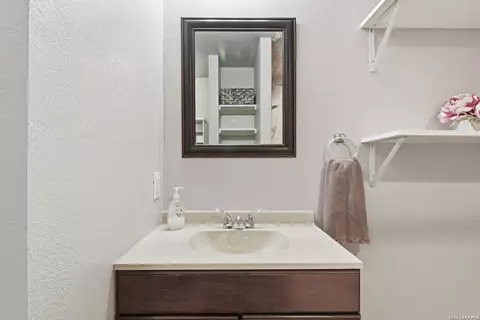 Bath - 600 W W Park, Devine, TX 78016 photo 1 of 5