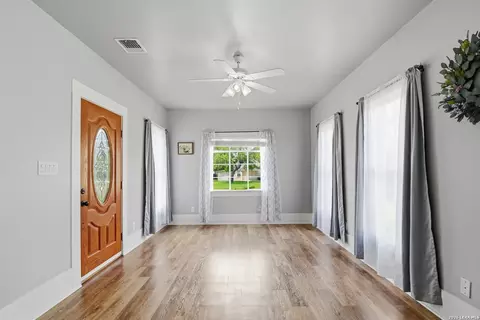 Living - 600 W W Park, Devine, TX 78016 photo 1 of 2