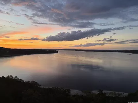 1601 Larson Dr UNIT 2, Canyon Lake, TX 78133