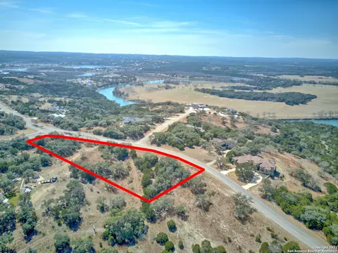 823 Mystic Pkwy, Spring Branch, TX 78070