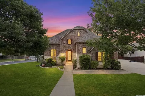 7719 Stonewall Hl, San Antonio, TX 78256