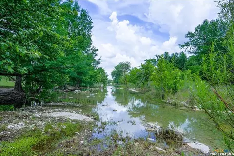 117 Roundup Dr, Wimberley, TX 78676