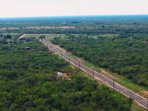 140 Cr 2644, Moore, TX 78057 photo 22