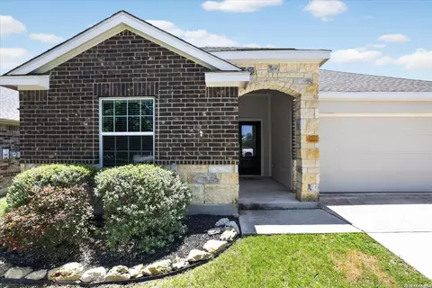1051 Raceland, San Antonio, TX 78245