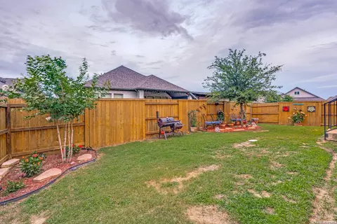 Exterior - 369 Eagle Ford Dr, Kyle, TX 78640 photo 5 of 6