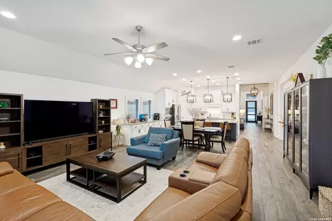 Entry Way - 369 Eagle Ford Dr, Kyle, TX 78640 photo 3 of 4