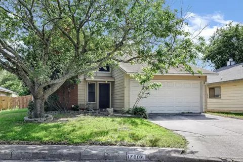17007 Vista Blf, San Antonio, TX 78247