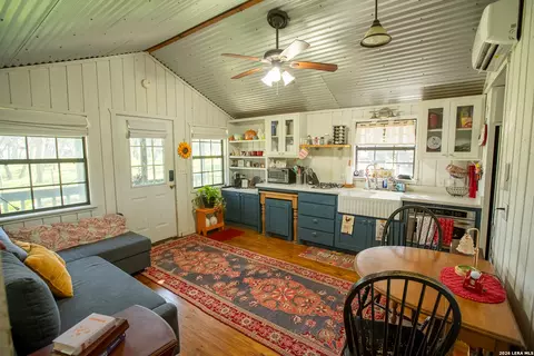 Kitchen - 228 Post Oak Ln, Utopia, TX 78884 photo 1 of 1