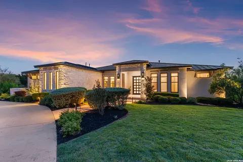 30 Royal Hts, San Antonio, TX 78257
