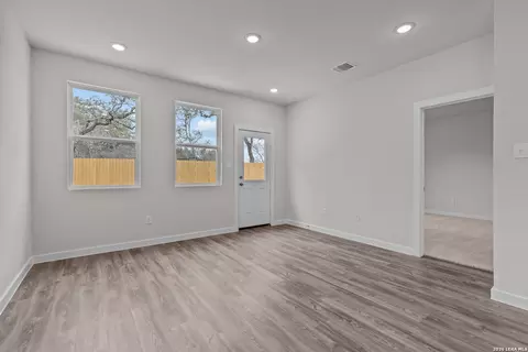 Living - 5534 Franklin Hls, Von Ormy, TX 78073 photo 2 of 3