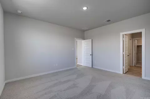 Bedroom - 5535 Franklin Hls, Von Ormy, TX 78073 photo 2 of 5
