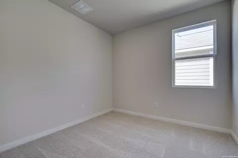 Bedroom - 5535 Franklin Hls, Von Ormy, TX 78073 photo 4 of 5