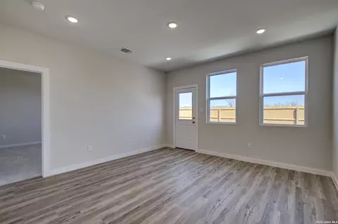 Living - 5535 Franklin Hls, Von Ormy, TX 78073 photo 2 of 3