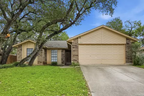 8322 Timber Gln, San Antonio, TX 78250