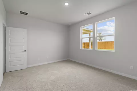 Bedroom - 5531 Franklin Hls, Von Ormy, TX 78073 photo 3 of 6