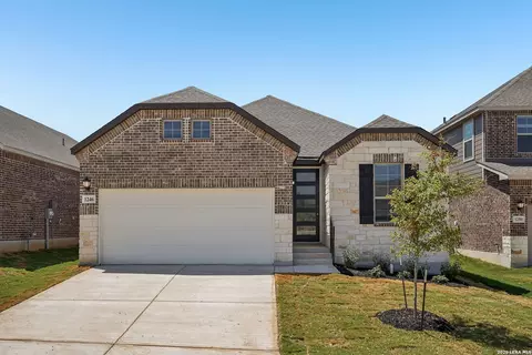 1246 Nikos Holw, San Antonio, TX 78245
