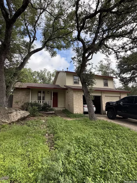 8631 Berrywest Ct, San Antonio, TX 78240