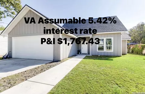 1209 Avenue K, Hondo, TX 78861