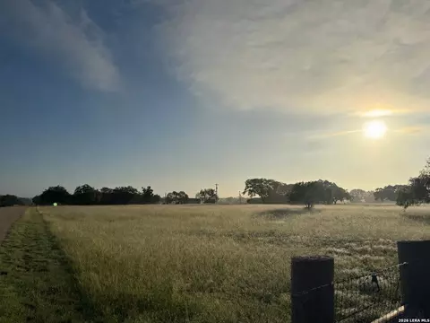 14885 Saint Hedwig, Saint Hedwig, TX 78152
