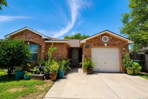 8335 Sweet Maiden St, San Antonio, TX 78242