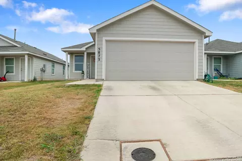 5875 Coahulia Rdg, Seguin, TX 78155