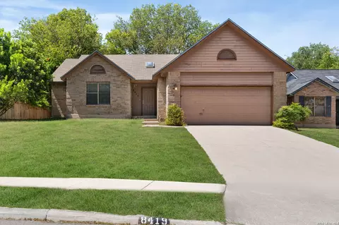 8419 Tiguex, Universal City, TX 78148