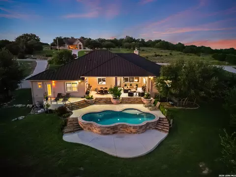8030 Sky Vis, San Antonio, TX 78266