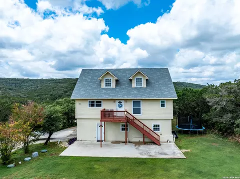 1722 County Road 270, Mico, TX 78056