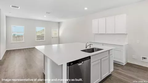 12587 Thyme Pass, Converse, TX 78109 photo 9