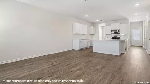 12587 Thyme Pass, Converse, TX 78109 photo 3
