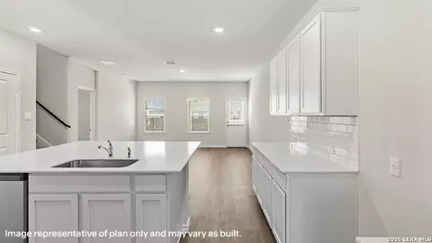 12587 Thyme Pass, Converse, TX 78109 photo 12