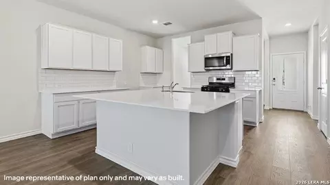 12587 Thyme Pass, Converse, TX 78109 photo 7