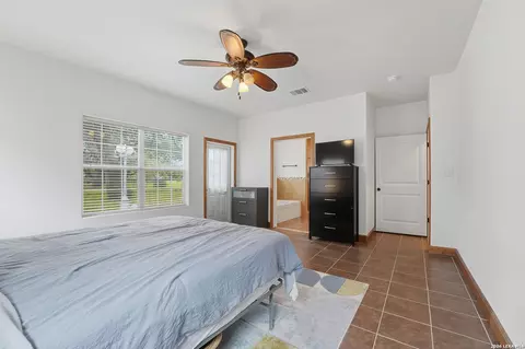 Bedroom - 325 Sollock, Devine, TX 78016 photo 4 of 12