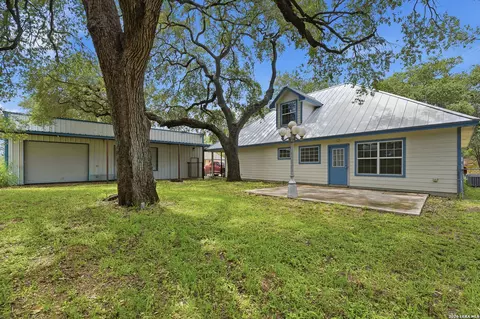 Exterior - 325 Sollock, Devine, TX 78016 photo 10 of 12