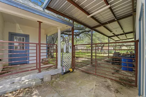 Exterior - 325 Sollock, Devine, TX 78016 photo 5 of 12