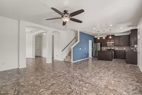 8410 Puente, San Antonio, TX 78223