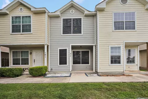 97 Autumn Pass, San Antonio, TX 78245